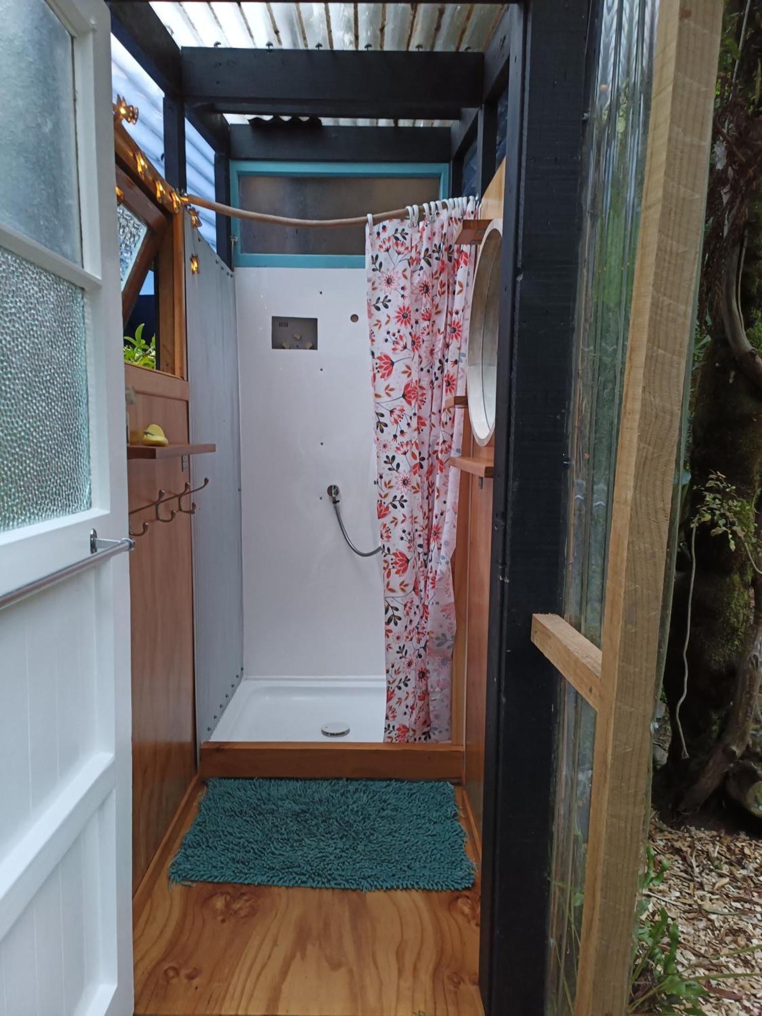 Gumboot Paradise Eco Stay Barrytown Exterior foto